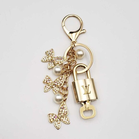 100% Auth Louis Vuitton Lock & Key with unbranded Bagcharm, Keycharm, Keychain - Picture 1 of 5